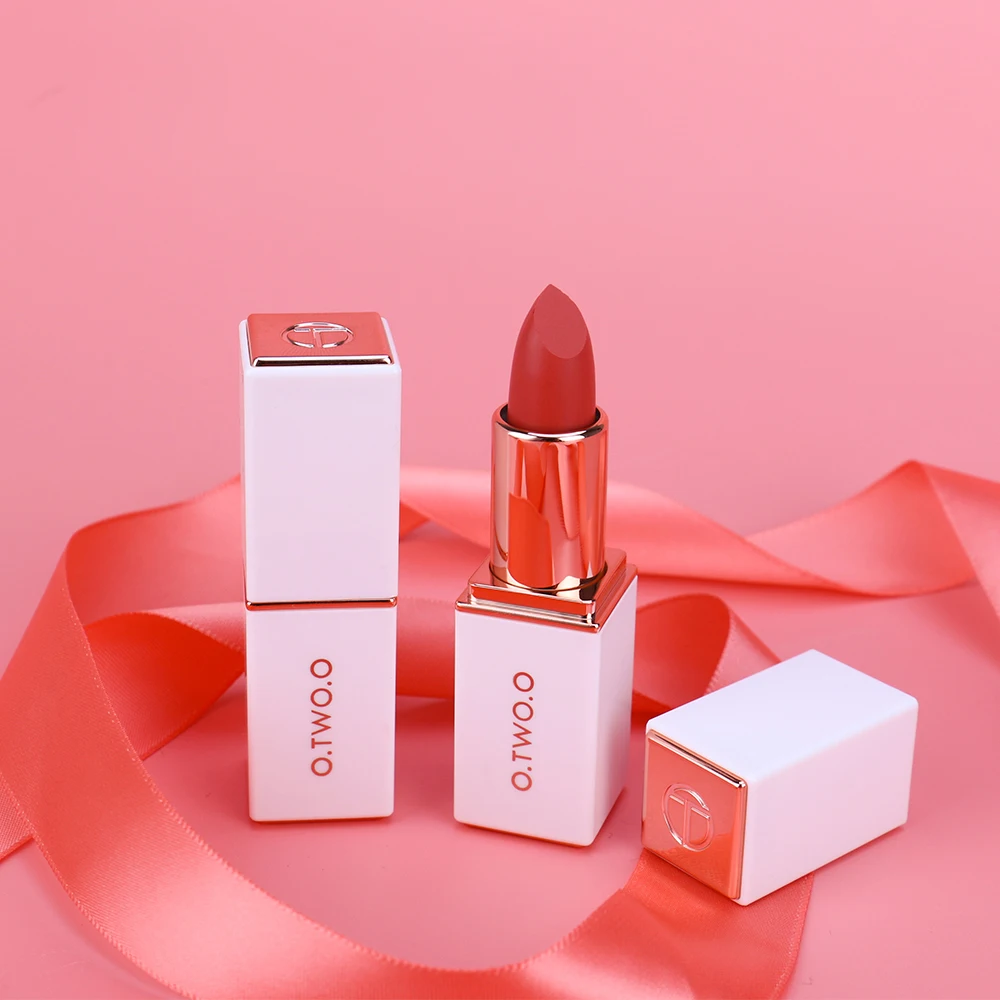 

O.TWO.O 12 Color Velvet Matte Lipstick Waterproof Lips Makeup Cosmetic Long Lasting Moisturizer Lipstick Women Beauty Maquillaje