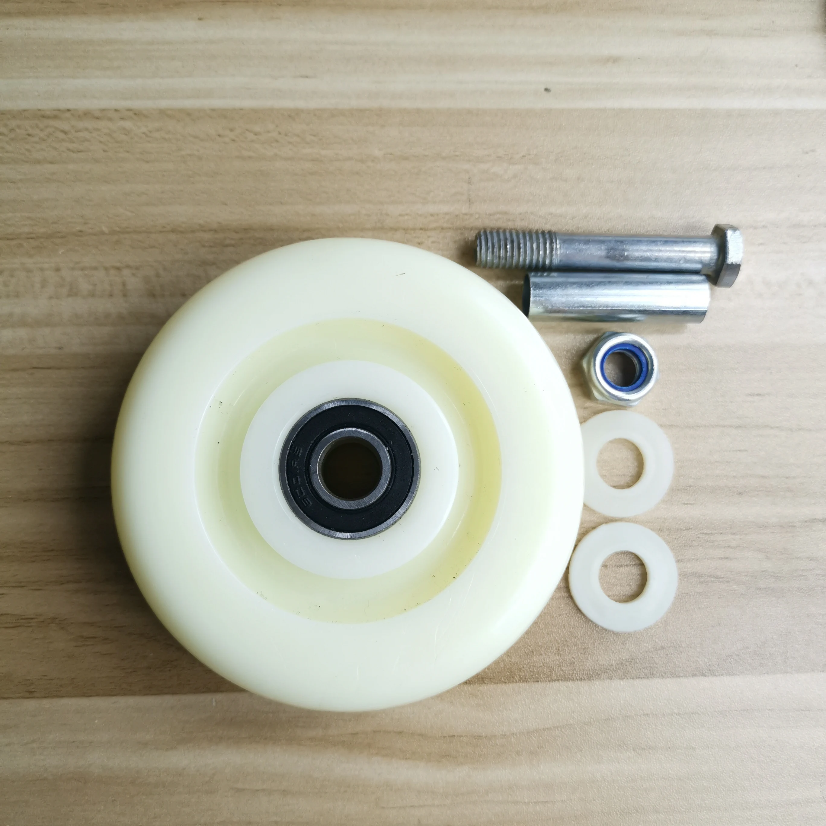 

4 Inch Nylon Car Universal Wheel/100mm Heavy Casters