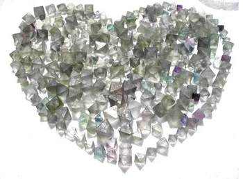 

280 Nature OCTAHEDRON FLUORITE CRYSTAL Gemstone reiki