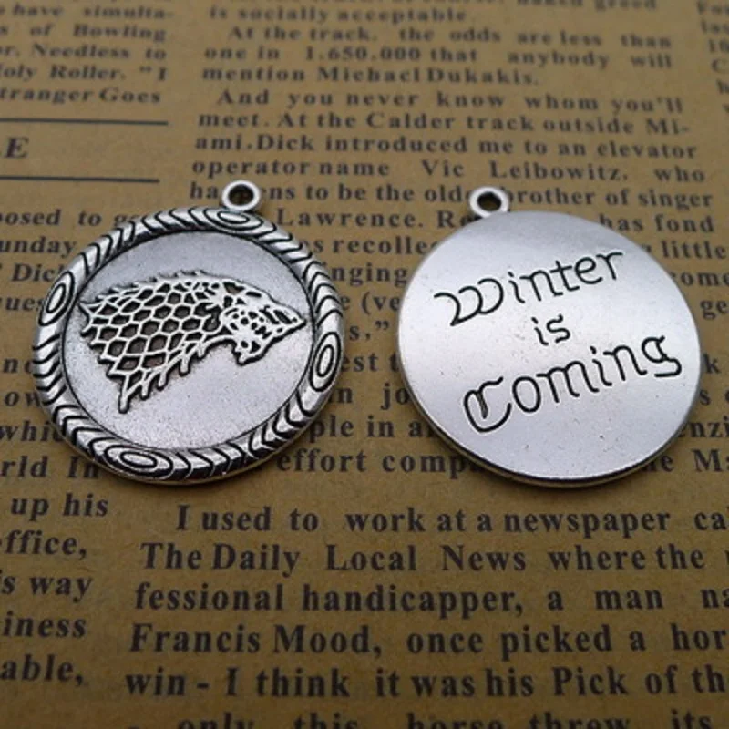 

50PCS Hand Stamped Alloy Game of Thrones Stark Family Wolf Badge Charms Punk Dangle For DIY Jewelry Gifts 25*29mm