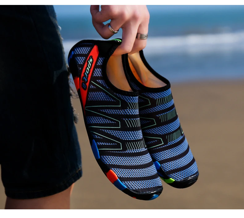 Clorts обувь для плавания пляжная обувь для воды Анти-скользкие резиновые Тапочки летняя непромокаемая обувь женские легкие дышащие пляжные