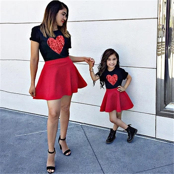 

Mother and Daughter Family Dress Matching Mom Kids Girls Love Holiday Maxi Dress Outfits Summer Short Sleeve Clothes