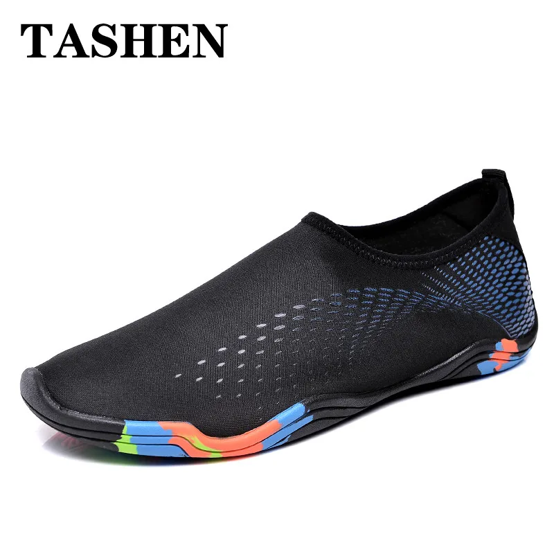 2019 أزياء النساء أحذية ماء رياضية الرجال الشاطئ أكوا أحذية للسباحة بيرفوت في الهواء الطلق الرياضة تصفح الغوص المنبع أحذية