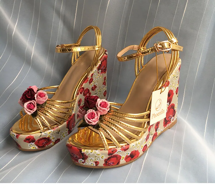 Phoentin/босоножки на танкетке с цветочным принтом; женская обувь золотистого цвета с пряжкой на лодыжке; кожаные босоножки на высоком каблуке 11 см; ручная работа; FT387