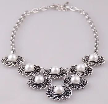 

Free shipping Fashion white Pearl decoration inlay Flower Women Necklace jewelry