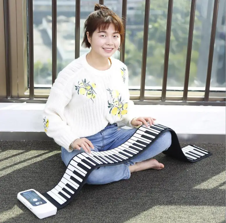 

2019 Hand roll electronic piano 88 keys thickened keyboard beginner hand roll keyboard hand roll piano