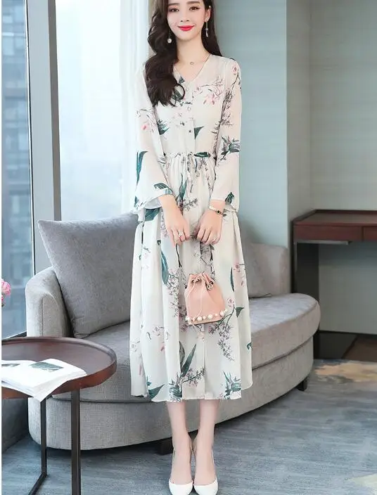 

High Quality Graceful 2019 Summer New Arrival VCollar Flower Printed Flare Sleeve Woman Chiffon Long Bohemian Dress