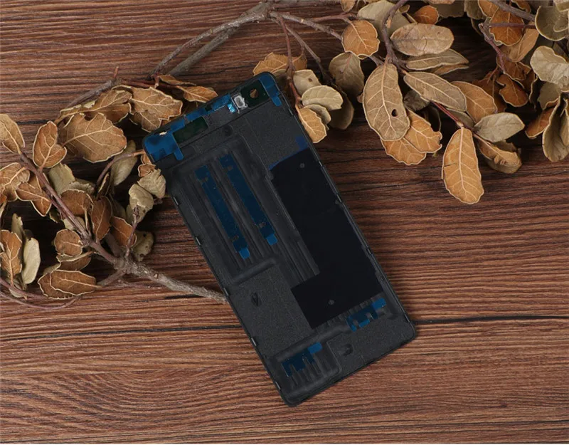 (4)