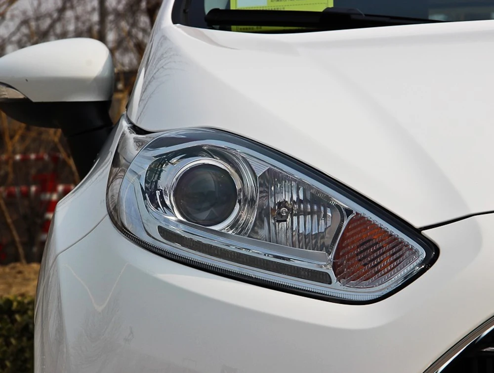 Для Ford Fiesta 2013 фар автомобиля фары прозрачные линзы автомобильный брелок крышка