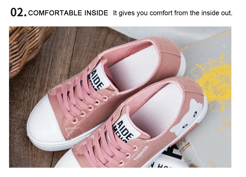 Sapatos Da Moda Das Sapatilhas Das Mulheres