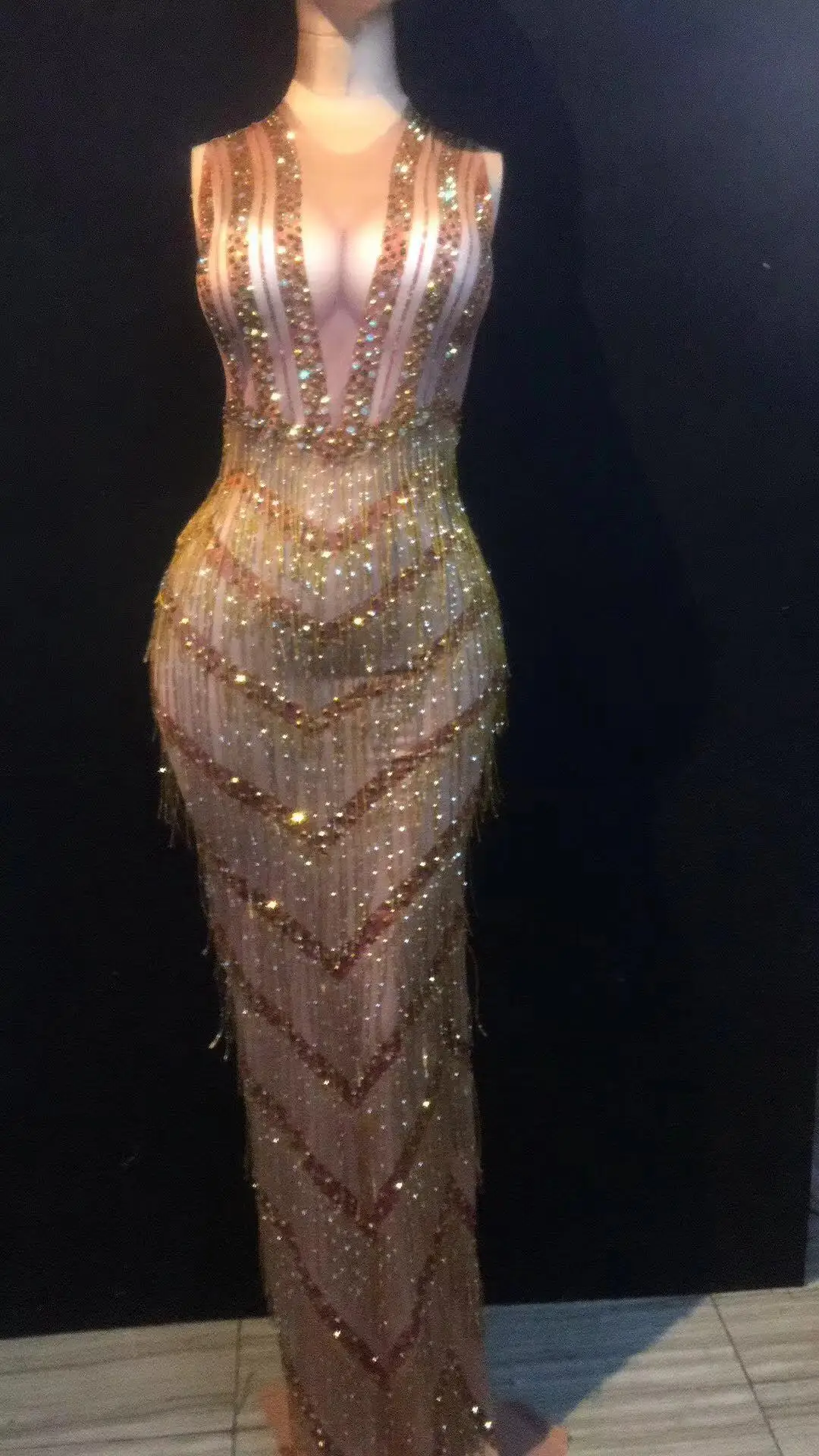 

Women Sparkly Crystals Dress Sexy Rhinestones Stretch Long Dresses Stage Dance Wear Evening Celebrate Fringes Dress Costume
