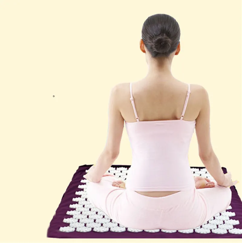 Massager (appro.67*42cm)Cushion Shakti Mat Acupressure Relieve Back Body Pain Spike Mat Acupuncture Massage Yoga Mat with Pillow