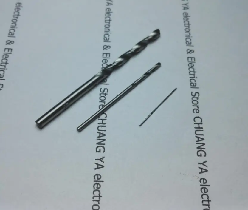 

0.5 0.7 0.8 1.0 1.5 2.0 2.3 3.0mm Small electric drill head / Straight shank twist drill bit