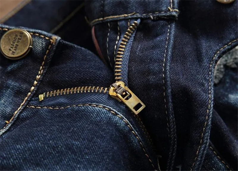 2019 новые модные мужские джинсы Slim-fit отверстие прямой талии локомотив складки мужские синие джинсы больше размер 29-34 36 38
