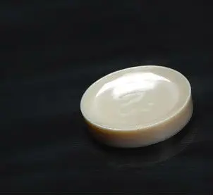 

Acrylic snuff dishes/plate, small size as a piece of carrot, ivory color,snuff accessory/on sale(20pieces/lot),
