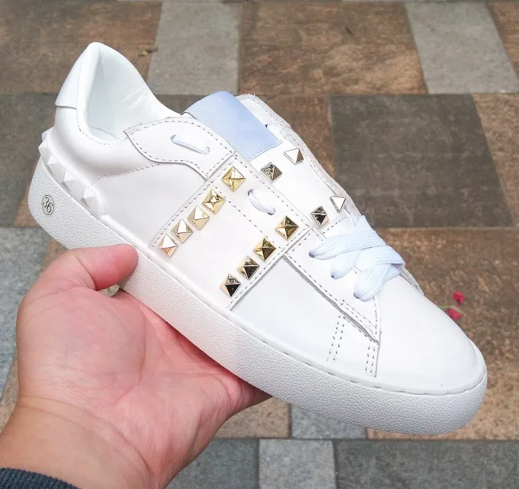 

Studded Rivets Brand Woman Shoes Lace up Sneakers Women Casual Shoes Gold Rivets Studs Genuine Leather Designer Tennis Feminine