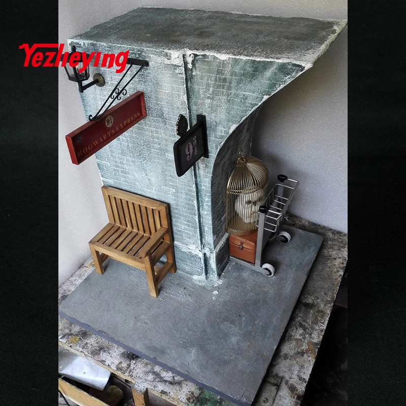 

1/6 scale Harry Potter nine and three-quarters platform scene suitable for 12-inch Action Figure Toy Accessories
