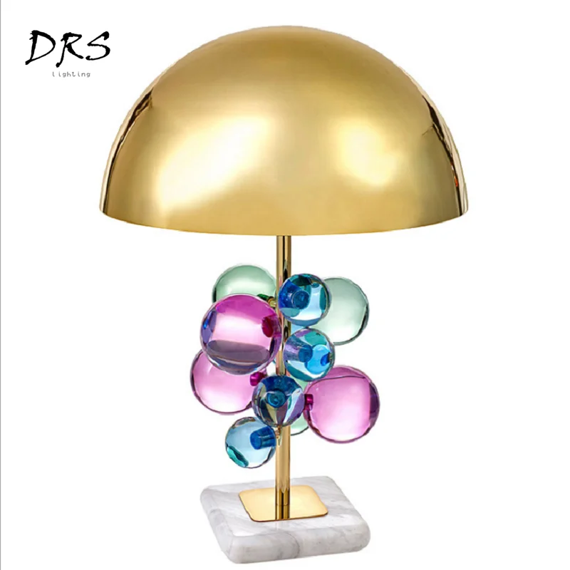 Post Modern Creative Color Crystal Table Lamp Nordic Designer Model Living Room Bedroom Desk Lamp Metal Decor Lighting Fixtures