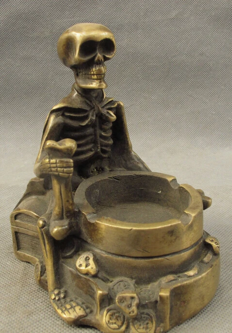 

song voge gem S5384 Folk China Chinese Bronze Art Carved Skeleton Skull Bone Statue Ashtray
