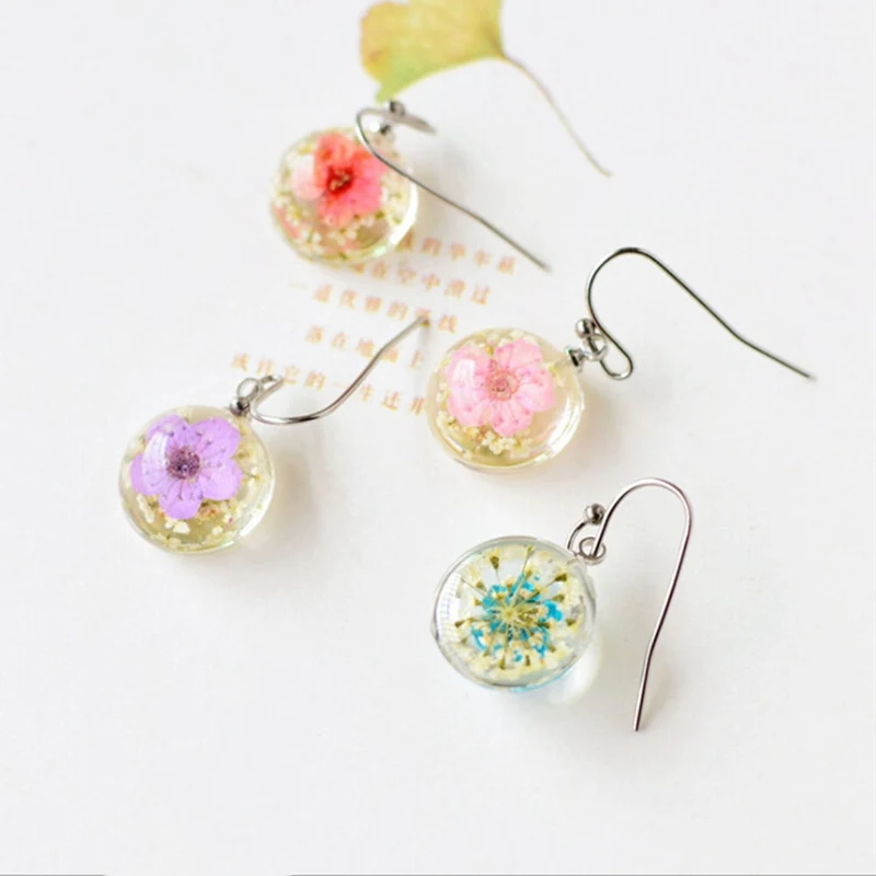 1 Pair!!! Creative Beautiful New Glass Ball Earring Fashion with Dried Flower in it Drop