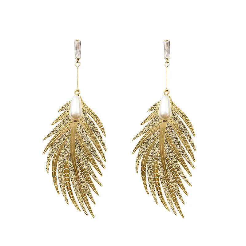 

Korean Earrings 2019feathers metal long personality Gold earrings fringed Jewelry Feather earrings of Womens trendy fashion leaf