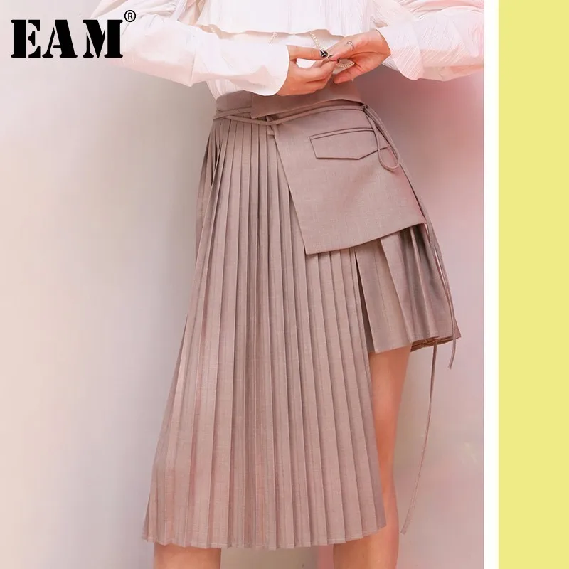 

[EAM] 2019 Spring Fashion New Pleated Splicing Multiple Wearing Straps Asymmetrical Apron Women's Half-body Skirt YC85002