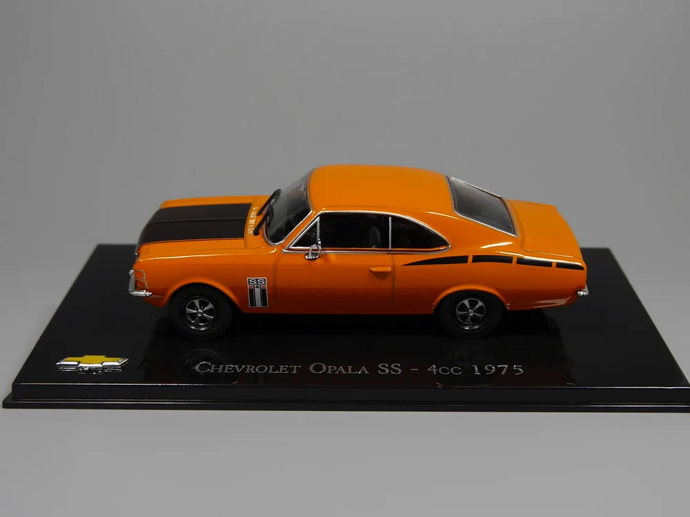 Авто ИНН-ixo 1:43 Chevrolet Opala SS 4cc 1975 литая модель автомобиля