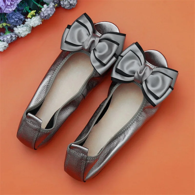 Peter 1 Black Grey Bow