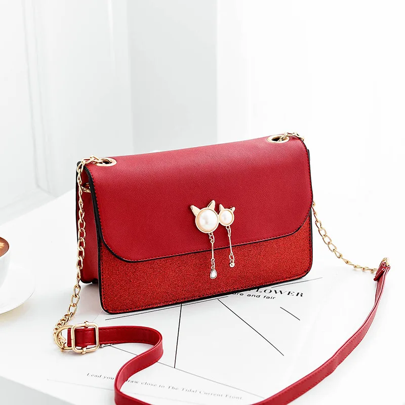 

Ougger Small Crossbody Cell Phone Shoulder Bag Fresh Style Red PU Flap Bag with Chains for Party