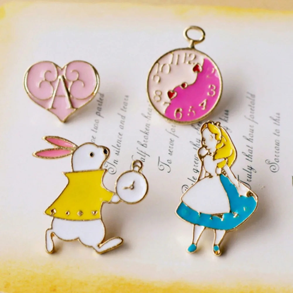 

Cartoon Cute Rabbit the Wonders Enamel Pins Alice Brooch Heart Clock Metal Brooch Pins Gift for Girls Wholesale