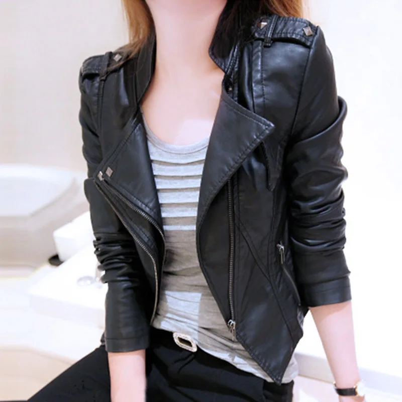 Otoño mujer moda remache de piel chaqueta de cuero