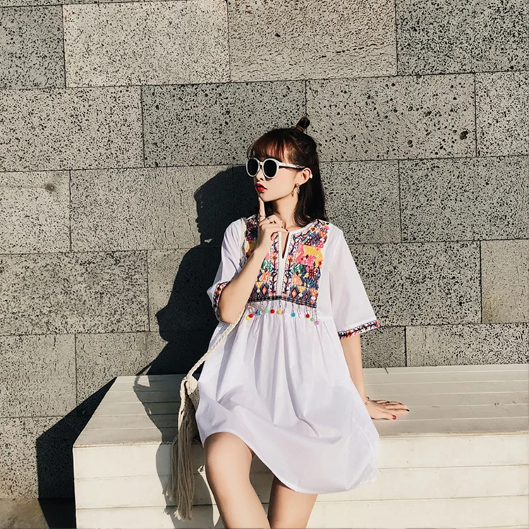 

2019 summer ethnic style retro embroidery slim loose dress female summer vacation beach dresses