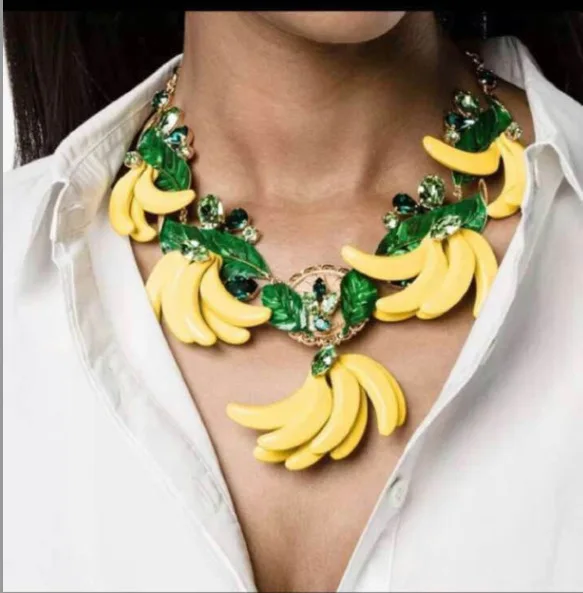 2016 autumn and winter exaggerated baroque banana leaf necklace set retro fashion clavicle chain 1244