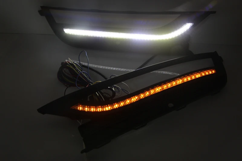 Car Flashing 1Pair For Volkswagen VW Passat 2013 2014 2015 Passat B7