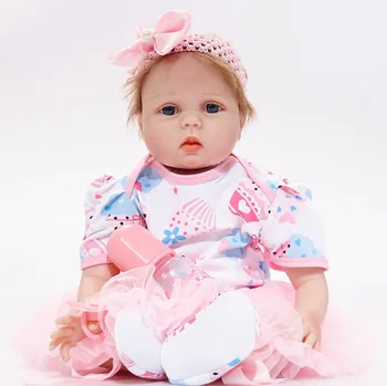 

55cm Lifelike Reborn Baby Dolls Girl Soft Silicone Reborns Realistic Reborn Dolls with Clothes Cute Toy for Baby Xmas Gift