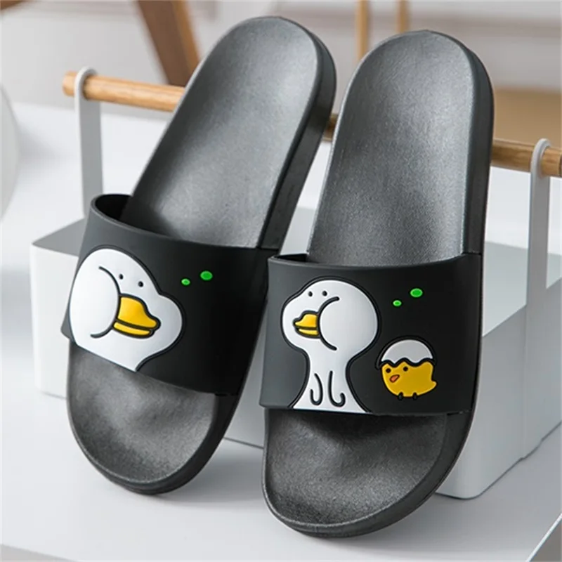 

Summer Women Slippers Cute Duck Slippers For Couple Cartoon Slide Flat Sandals Outdoor Fashion Shoes Black T084