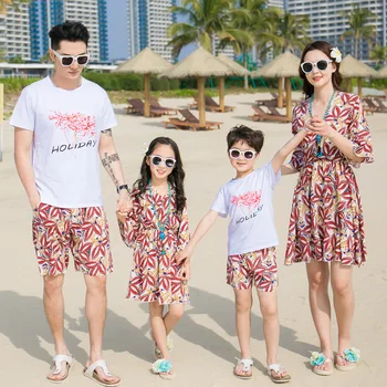 

Family Matching Clothes Beach Clothing Mum Mother Daughter Dresses Floral Bathing Suit Mother Father Baby Son Daughter Clothes