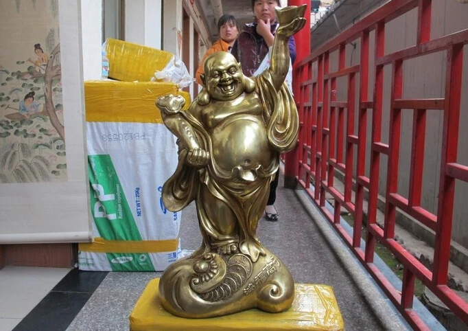 

wholesale factory Chinese Copper Bronze Gild Happy Laugh Ruyi YuanBao Maitreya Monk Buddha Statue