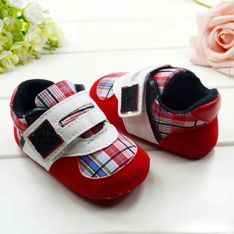 Противоскользящие кроссовки с мягкой подошвой для маленьких мальчиков и девочек 3-18 месяцев; детская обувь из искусственной кожи и хлопка