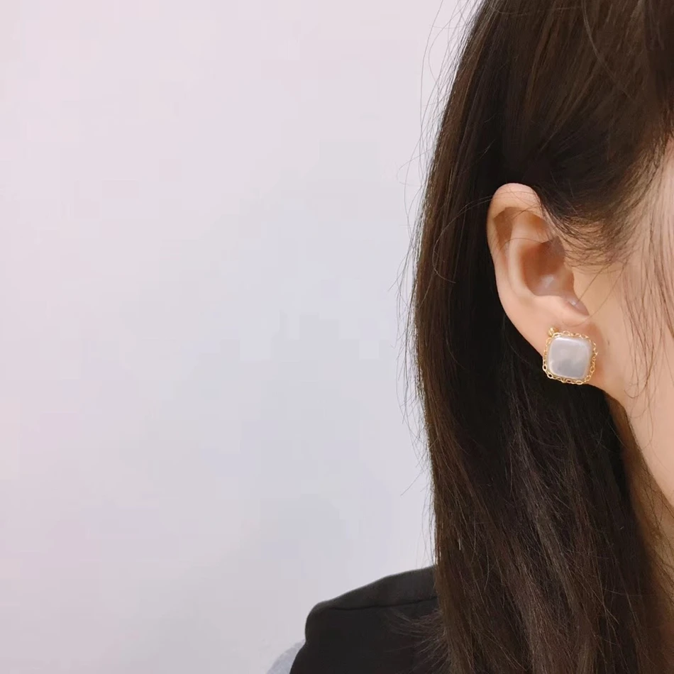 Модные новые элегантные серьги гвоздики 14k с золотыми нотами простые маленькие