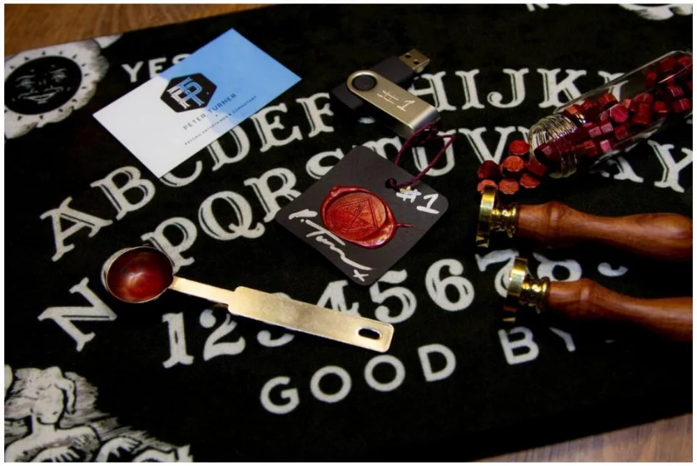 

Devil In Disguise 2 By Peter Turner - Magic tricks