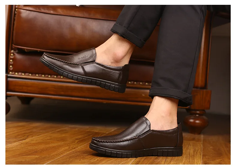 Роскошная брендовая кожаная мужская деловая модельная обувь черного цвета с острым носком; дышащая официальная Свадебная обувь; мужские повседневные кожаные лоферы