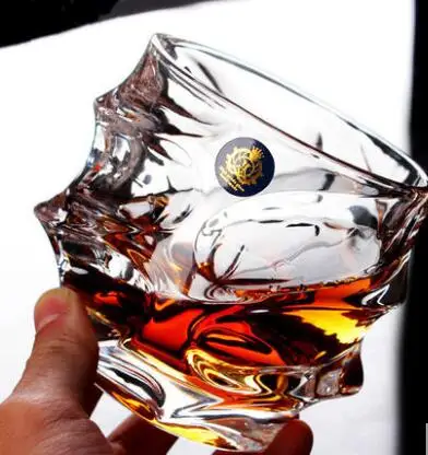 

Crystal whisky cup wine fruit juice glass Wine Glass Cocktail Triangle Cup
