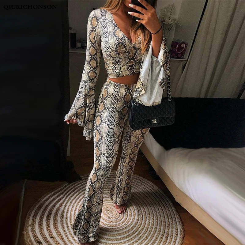 Snakeskin outfit set