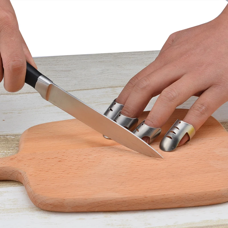 4pcs-set-Adjustable-Hand-Guard-Finger-Protector-Stainless-Steel-Finger-Knife-Slice-Chop-Safe-Slice-Cooking (3)