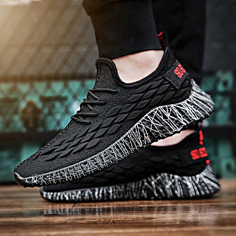 

Breathable Spring Men New Leisure Sports Shoes Fish Scale Trend Lightweight Men Casual Shoes Flyknit Fabric Tennis Sneakers