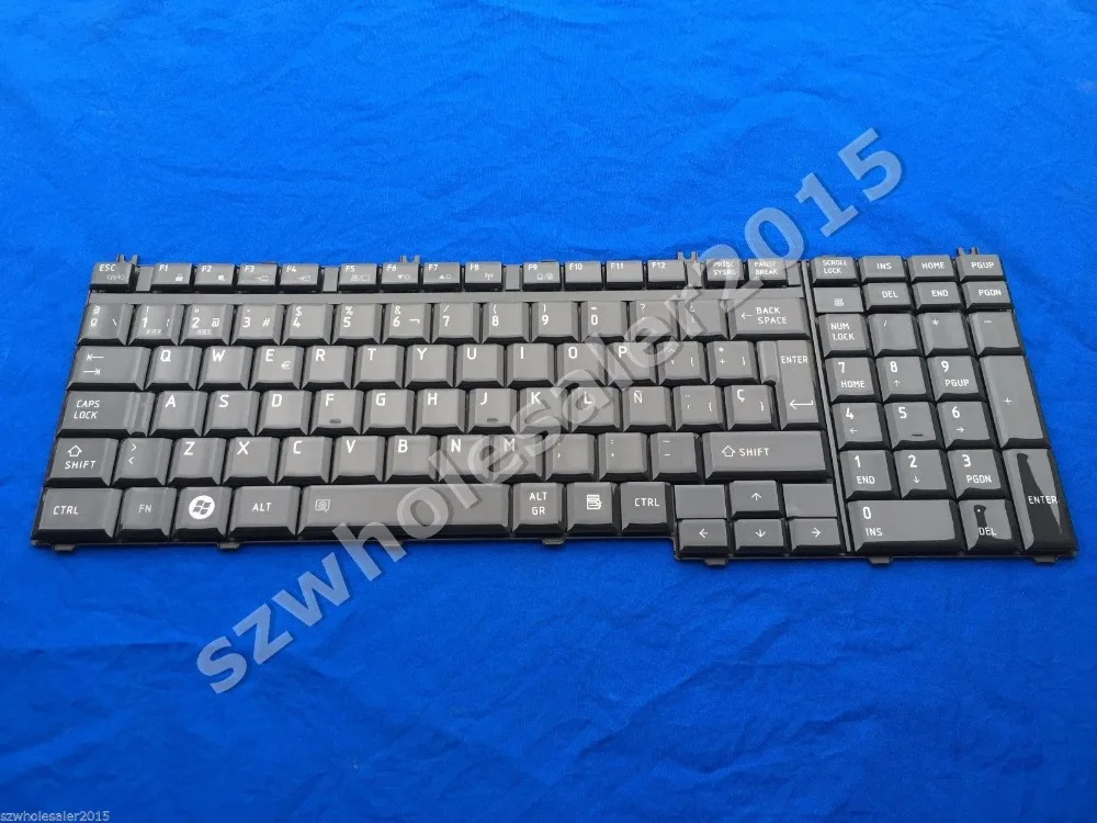 New notebook font b Laptop b font keyboard for Toshiba Satellite P500 L500 L505 L550 P300