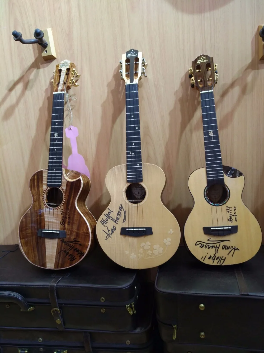 ukulele 8