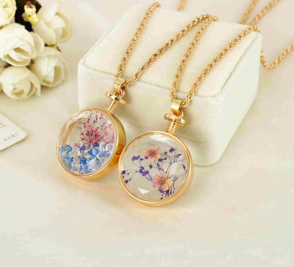 

Aroma Diffuser Necklace Open Antique Vintage Lockets Pendant Perfume Essential Oil Locket Dry Flower Necklace