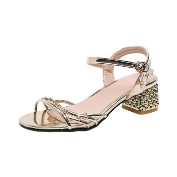 

Simple and versatile 2019 summer new style with heel buckle sandals 32-43